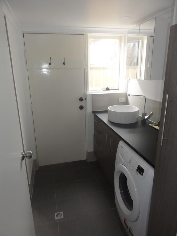 Prime Location & Spacious Adelaide Eksteriør bilde